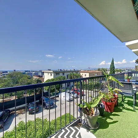 *confort, Vue Et Detente* Apartment Nice